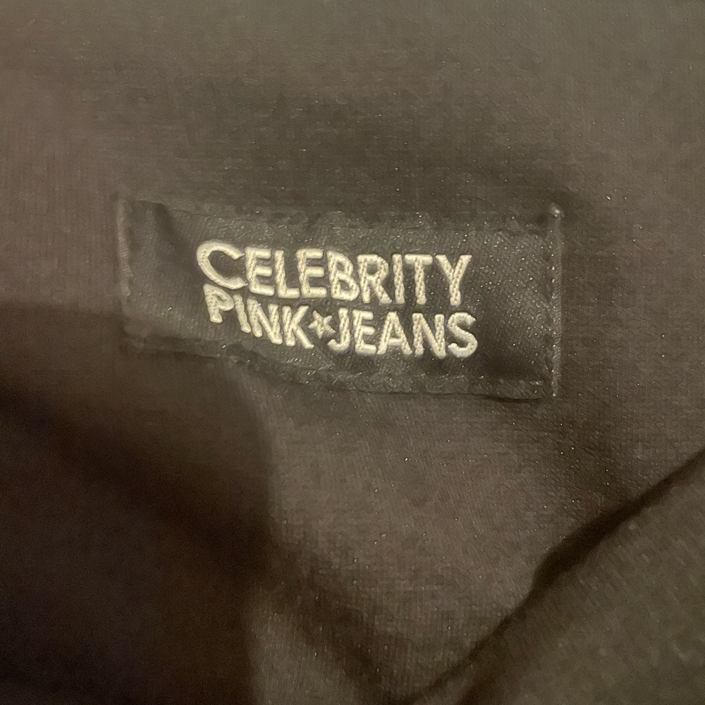 Celebrity Pink Leggings - Picture 3 of 6